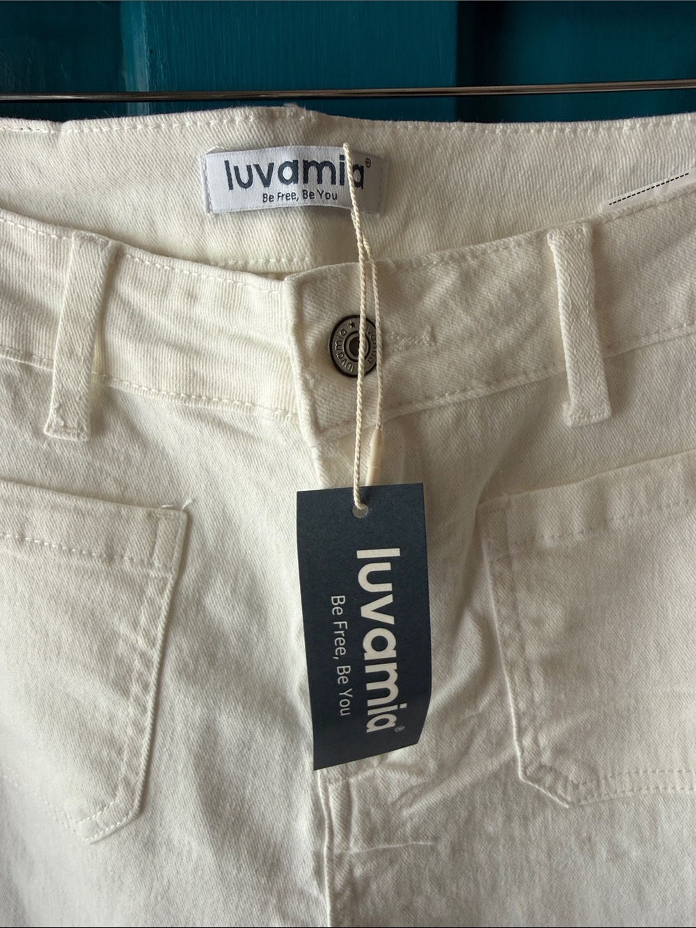 Luvamia White High-Rise Wide Leg cropped Jeans Medium NWT - Picture 2 of 5